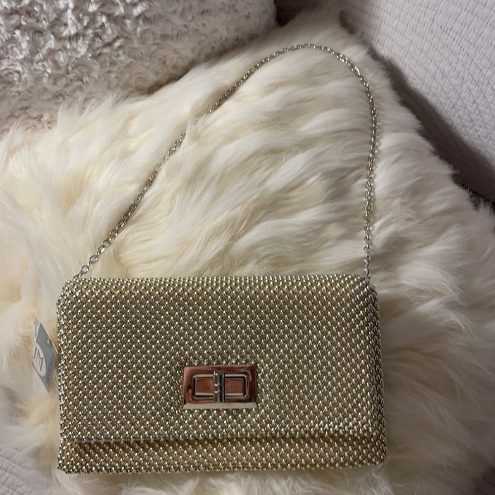 Beaded evening bag with a cool chic design.